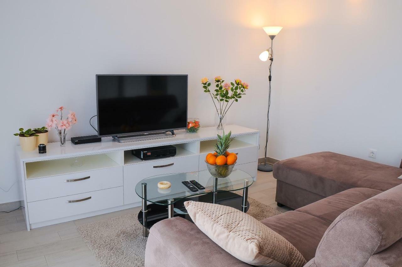 Apartment Petar Каштела Экстерьер фото